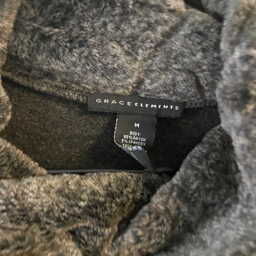 Faux Fur Pullover Tunic By Grace Elements Nwt Szm - image 4